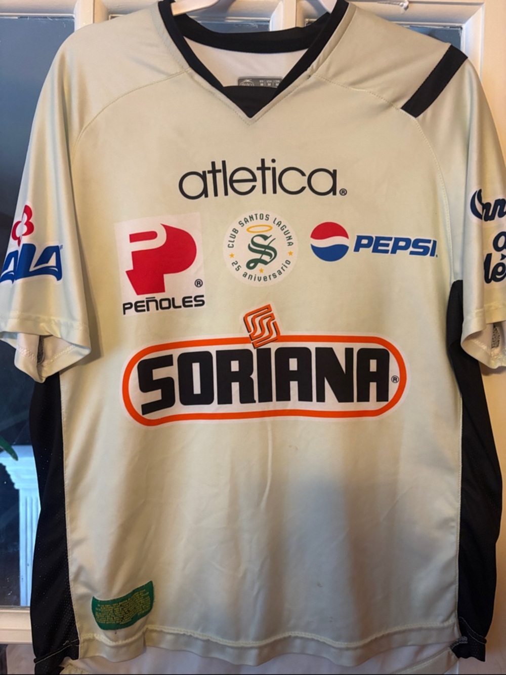 Retro Atletica Soriana Soccer Jersey in Light Cream and Black